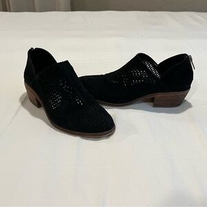 Vince Camuto booties